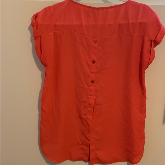 Tops - Picture 4 of 4